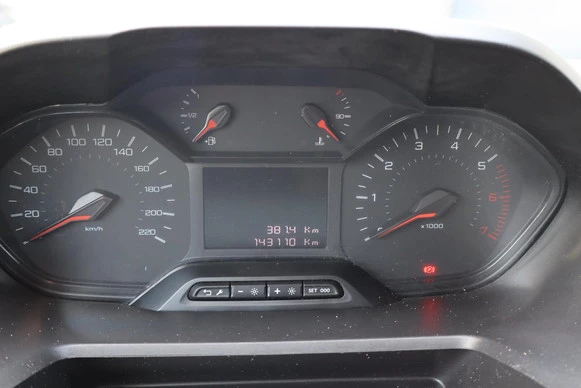 Peugeot Partner - Afbeelding 29 van 30