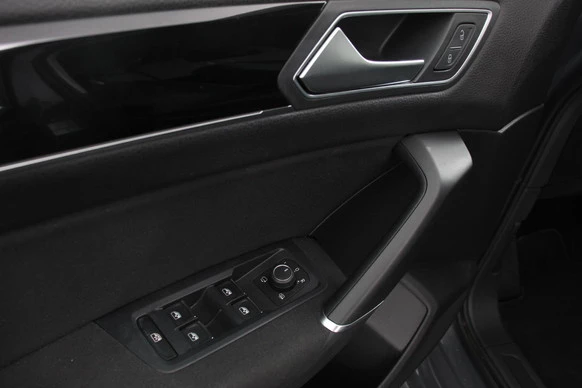 Volkswagen Touran - Afbeelding 14 van 30
