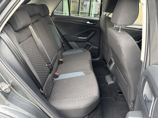 Volkswagen T-Roc - Afbeelding 14 van 30