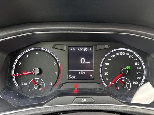 Volkswagen T-Roc - Afbeelding 19 van 30