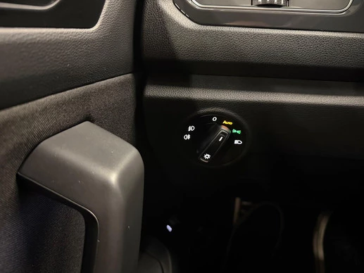 Volkswagen T-Roc - Afbeelding 23 van 25