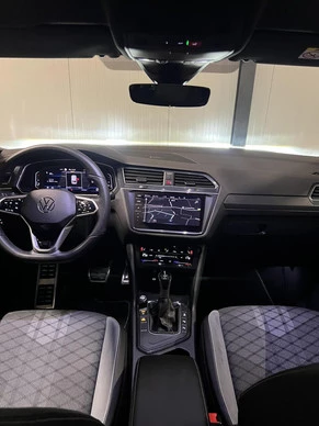 Volkswagen Tiguan - Afbeelding 17 van 30