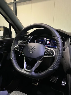 Volkswagen Tiguan - Afbeelding 18 van 30