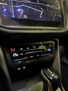 Volkswagen Tiguan - Afbeelding 22 van 30