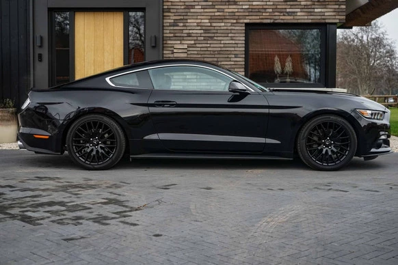 Ford Mustang - Afbeelding 5 van 30