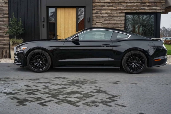 Ford Mustang - Afbeelding 6 van 30