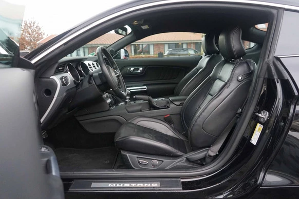 Ford Mustang - Afbeelding 29 van 30