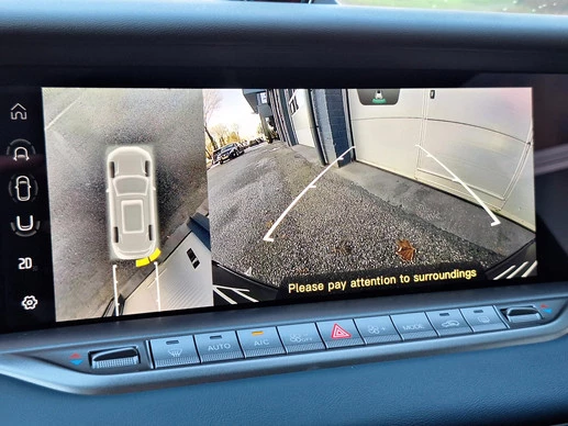 Voyah Free - Afbeelding 20 van 30