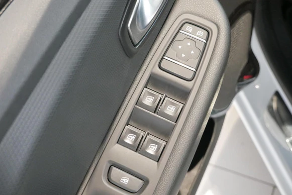 Renault Clio - Afbeelding 13 van 30