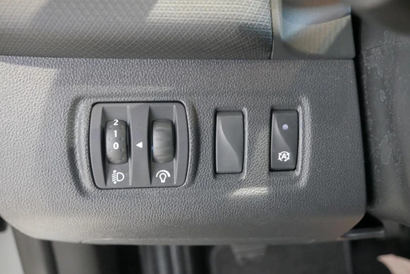 Renault Clio - Afbeelding 26 van 30