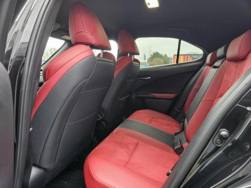 Lexus UX - Afbeelding 8 van 27