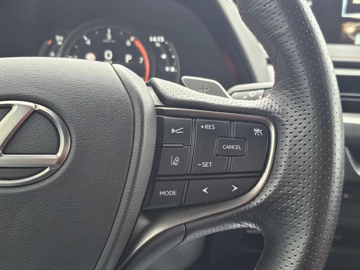 Lexus UX - Afbeelding 15 van 27