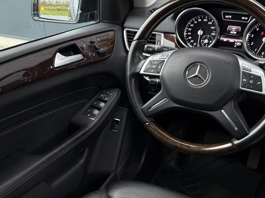 Mercedes-Benz M-Klasse - Afbeelding 22 van 25