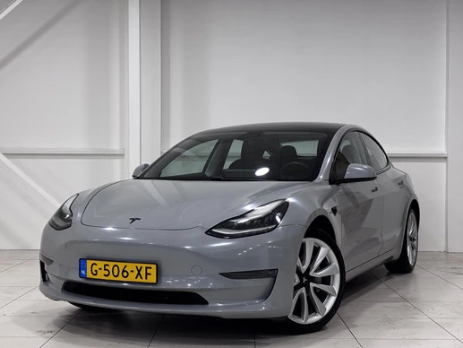 Tesla Model 3 - Afbeelding 1 van 27