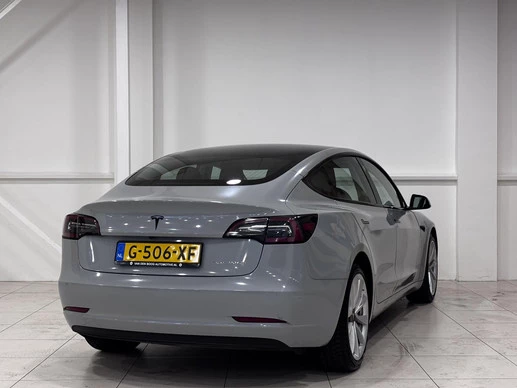 Tesla Model 3 - Afbeelding 19 van 27