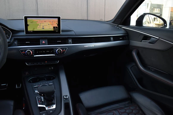 Audi RS4 - Afbeelding 27 van 30