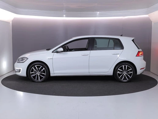 Volkswagen e-Golf - Afbeelding 16 van 24