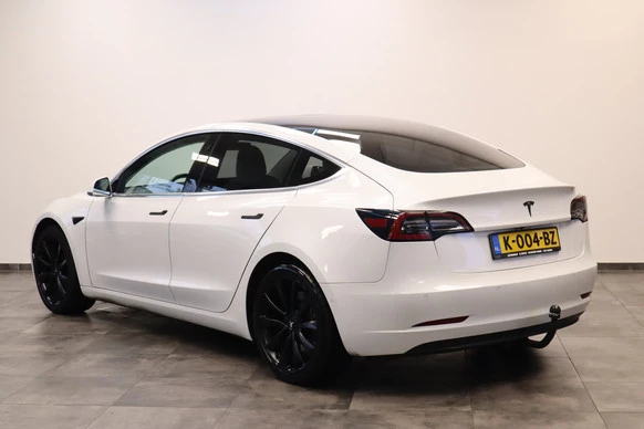 Tesla Model 3 - Afbeelding 3 van 18