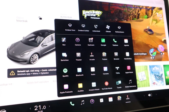 Tesla Model 3 - Afbeelding 14 van 18