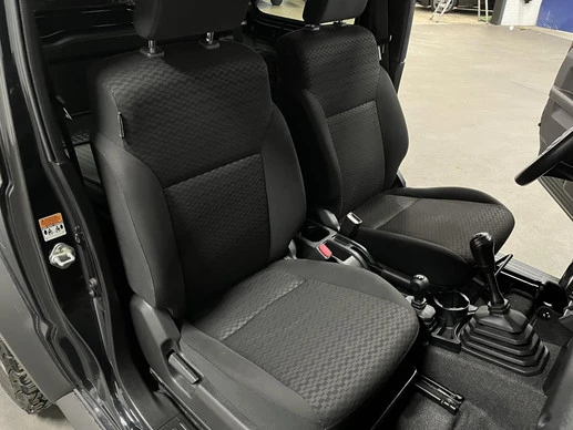 Suzuki Jimny - Afbeelding 11 van 30