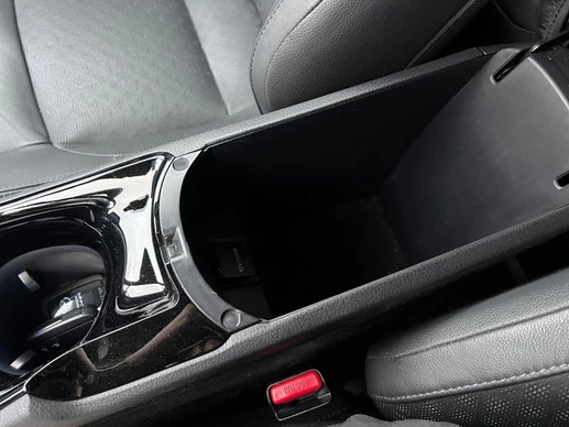 Toyota C-HR - Afbeelding 25 van 30