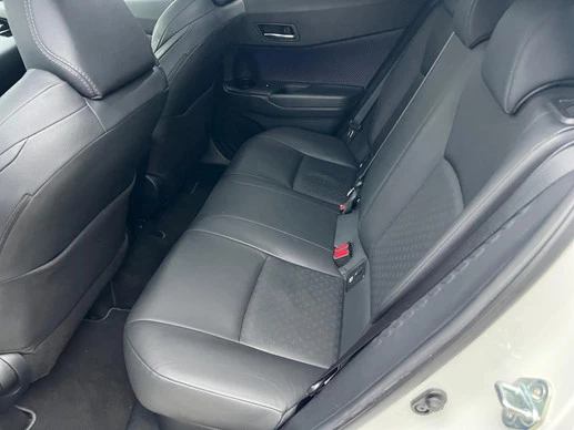 Toyota C-HR - Afbeelding 28 van 30