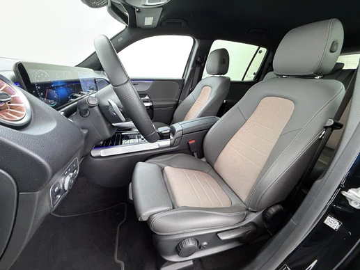 Mercedes-Benz EQB - Afbeelding 12 van 30