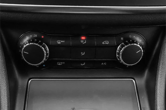 Mercedes-Benz CLA - Afbeelding 25 van 30