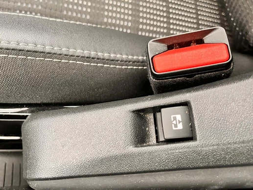 Peugeot 2008 - Afbeelding 27 van 30