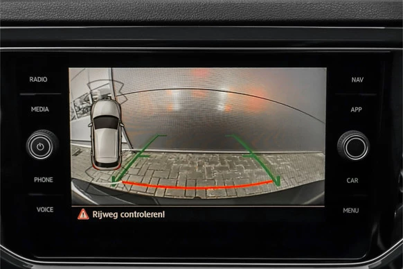 Volkswagen T-Roc - Afbeelding 23 van 30