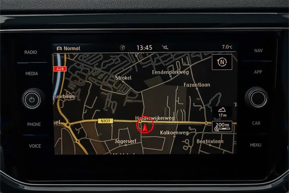 Volkswagen T-Roc - Afbeelding 24 van 30