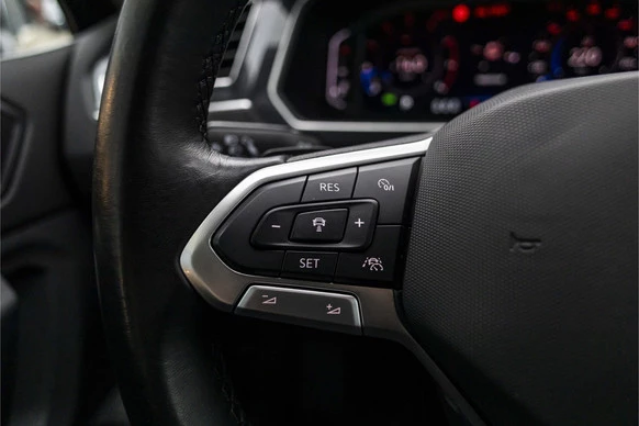 Volkswagen Tiguan - Afbeelding 27 van 30