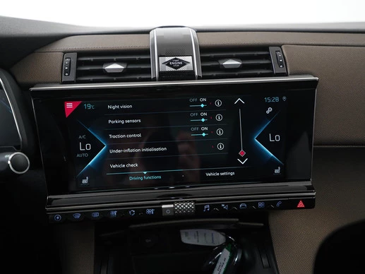 DS DS 7 - Afbeelding 15 van 30