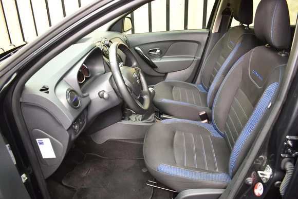 Dacia Logan - Afbeelding 4 van 30