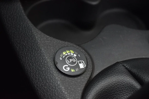 Dacia Logan - Afbeelding 10 van 30