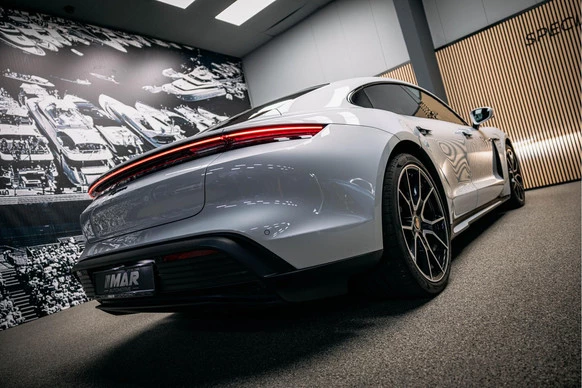Porsche Taycan - Afbeelding 10 van 30