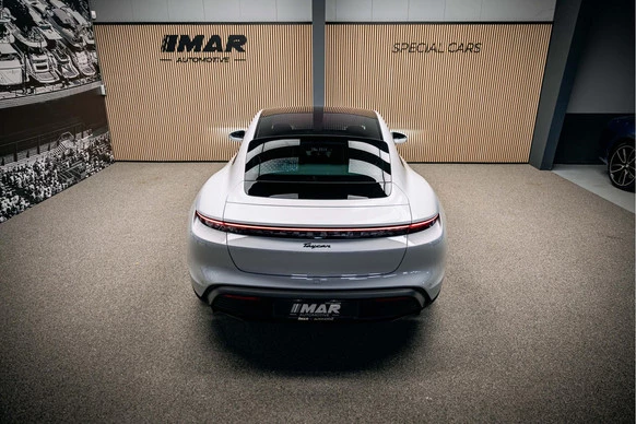 Porsche Taycan - Afbeelding 13 van 30