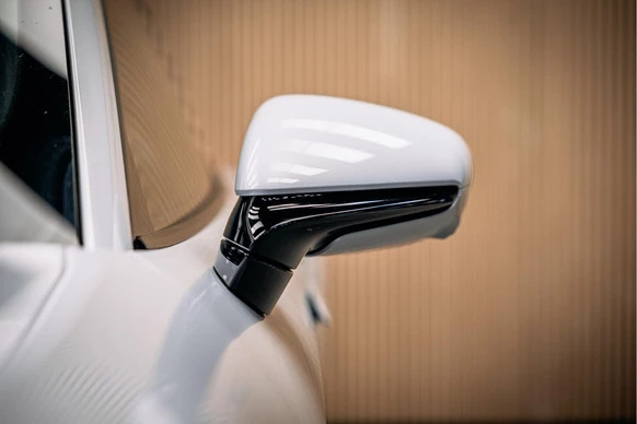 Porsche Taycan - Afbeelding 27 van 30