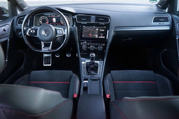 Volkswagen Golf - Afbeelding 12 van 30