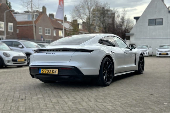 Porsche Taycan - Afbeelding 2 van 30