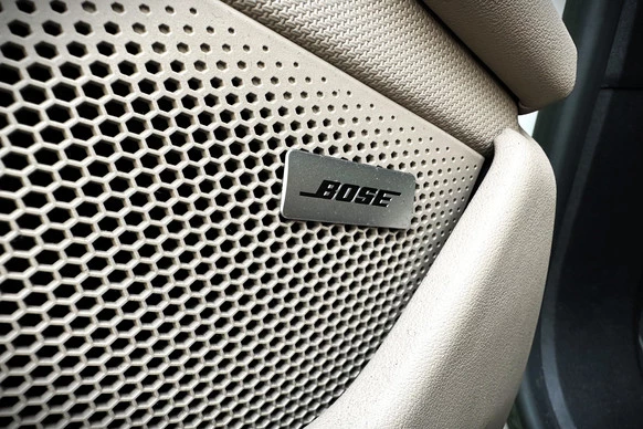 Porsche Taycan - Afbeelding 23 van 30