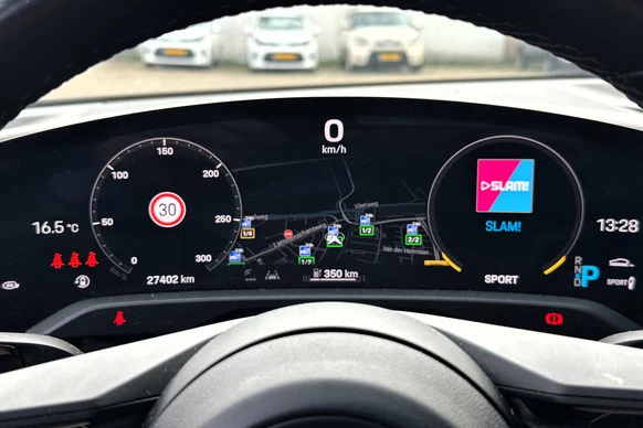 Porsche Taycan - Afbeelding 25 van 30