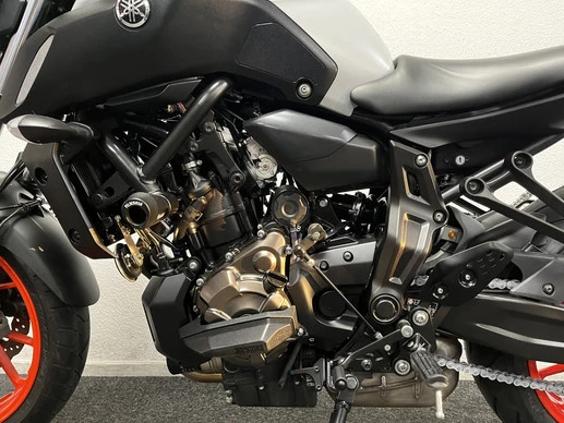 Yamaha MT 07 - Afbeelding 17 van 22
