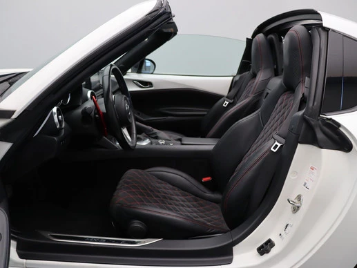 Mazda MX-5 - Afbeelding 13 van 30