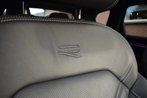 Volkswagen Touareg - Afbeelding 13 van 30