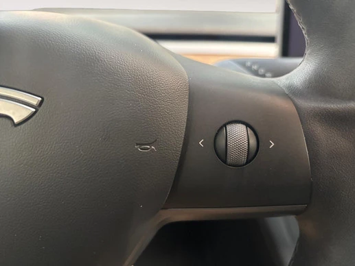 Tesla Model 3 - Afbeelding 23 van 29