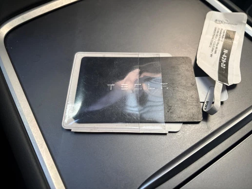 Tesla Model 3 - Afbeelding 25 van 29