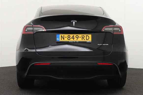 Tesla Model Y - Afbeelding 4 van 28