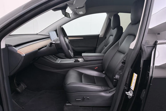 Tesla Model Y - Afbeelding 10 van 28