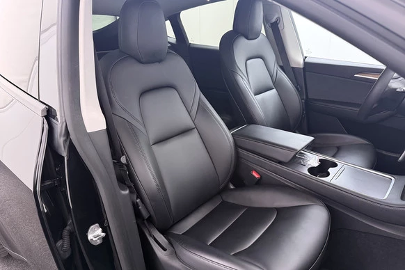 Tesla Model Y - Afbeelding 15 van 28
